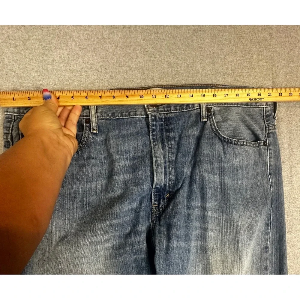 Levis levi 569